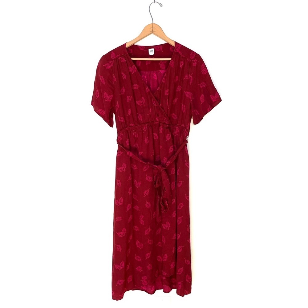 Gap Maternity | Floral V-neck Wrap Dress